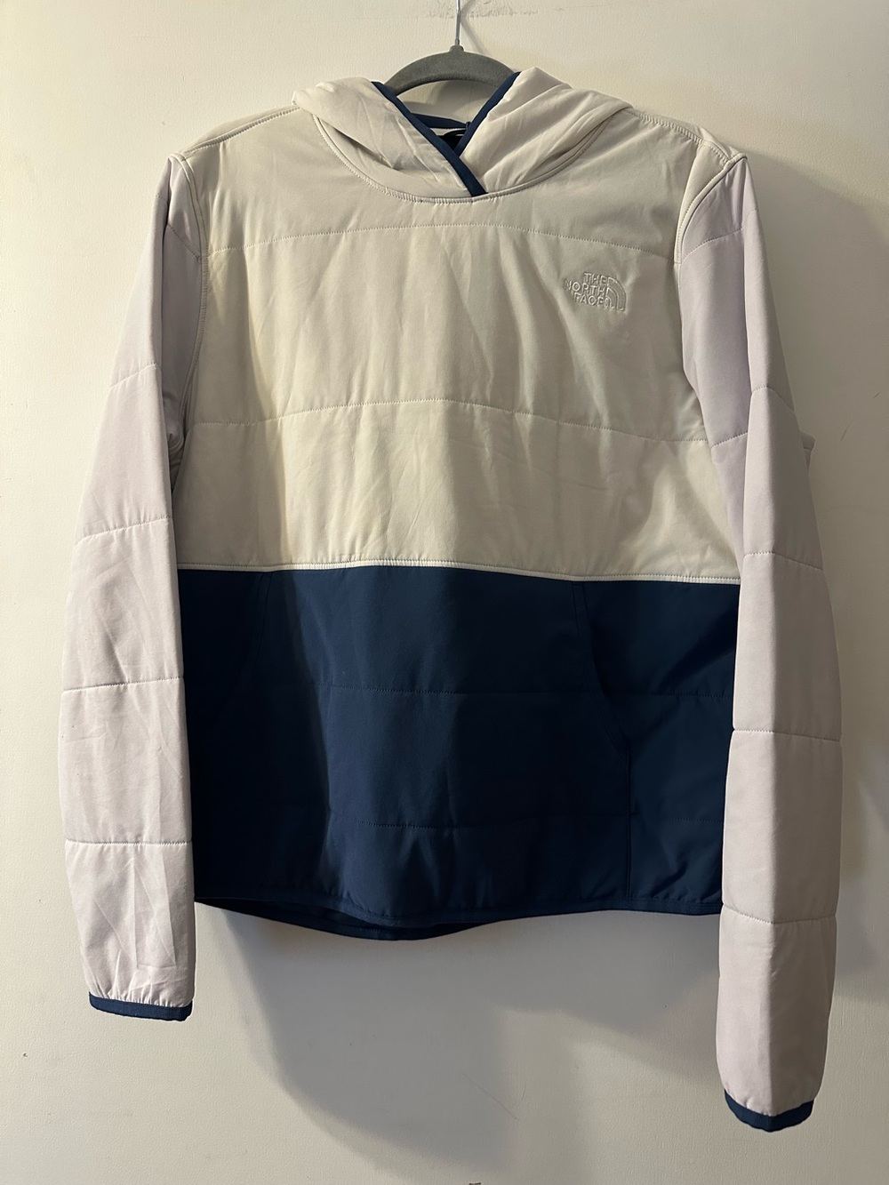 The North Face Women’s Size L Mountain Sweatshirt 1/4 Snap Pullover Colorblock